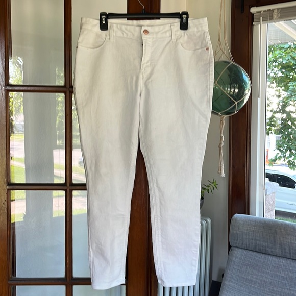 Old Navy Denim - Old navy white jeans